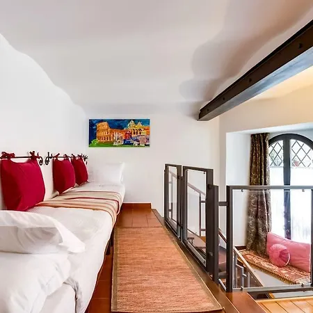 Charming Flat 1 Minute On Foot From Colosseum روما